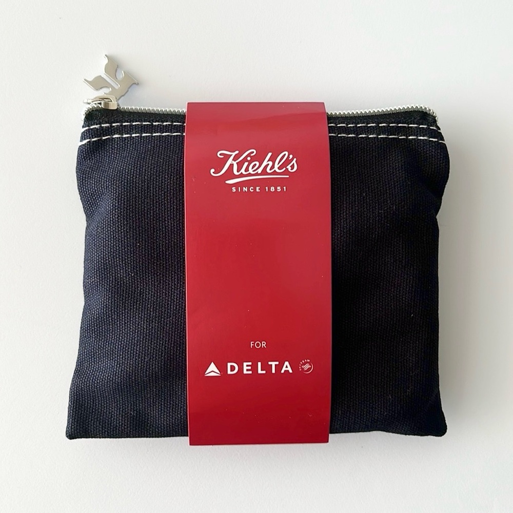 Kiehl's Delta Travel Pouch